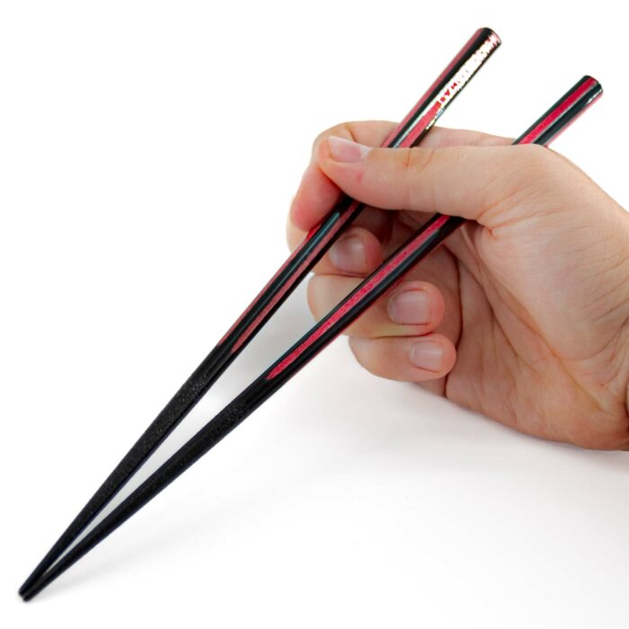 249698 nakanokanetsusuji essstaebchen hashi schwarz rot 002