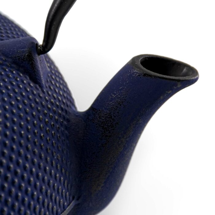 158578 arare gusseisenkanne tetsubin 1800 ml blau 007