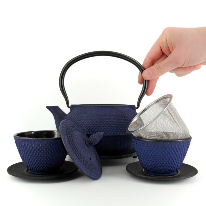 283350 arare tetsubin komplett set gusseisenkanne teekanne 900 ml blau 002