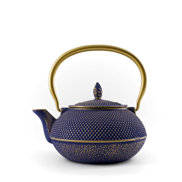 613808 arare gusseisenkanne tetsubin 900 ml blau gold 001