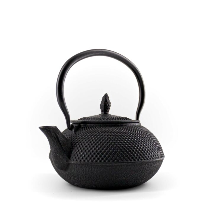 624519 arare gusseisenkanne tetsubin 900 ml schwarz 003