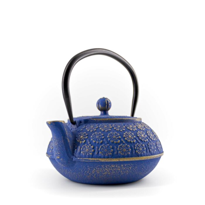 902880 sakura gusseisenkanne tetsubin 900 ml blau gold 003