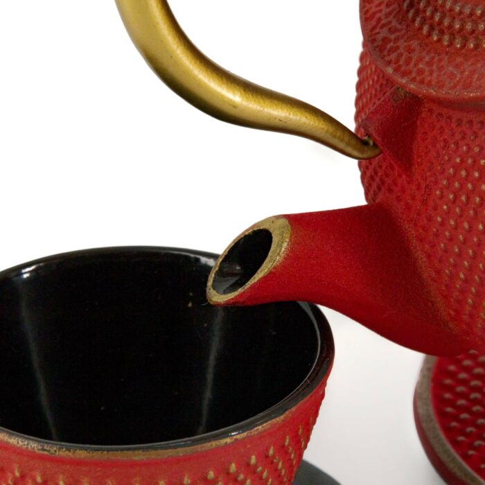 904385 arare tetsubin komplett set gusseisenkanne teekanne 900 ml rotgold 003