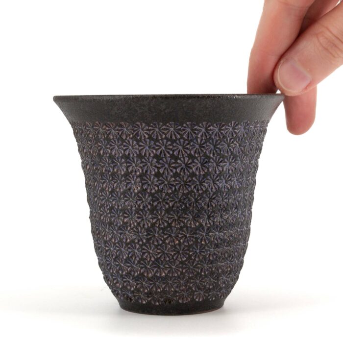 685810 nanban mishimazume keramiktasse tokinoyunomi 300 ml schwarz lila 002