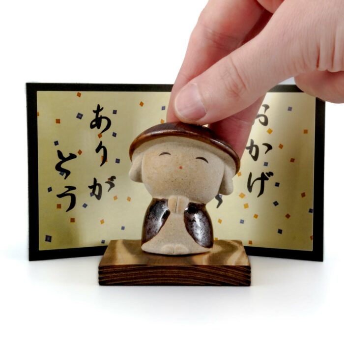 731534 kobo san mini schrein mini jinja beige braun schwarz 002