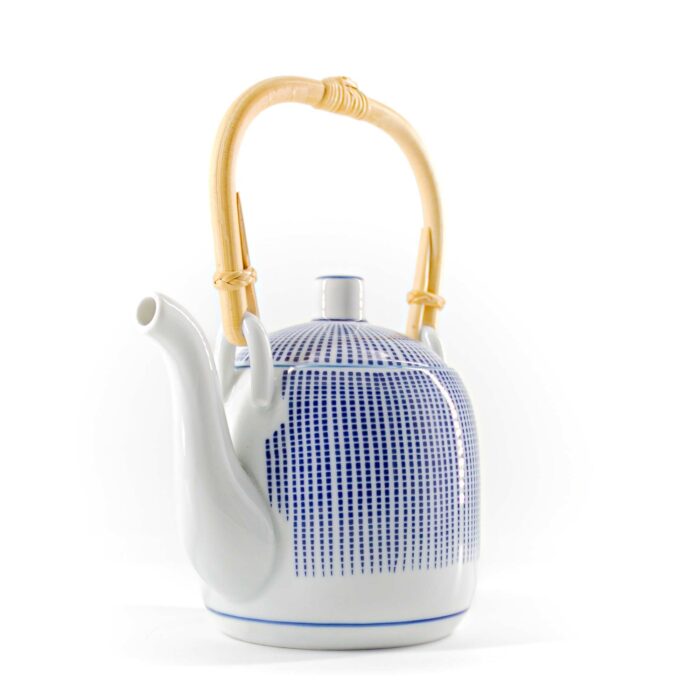845724 tokusa porzellankanne jikichabin 600 ml weiss blau 003