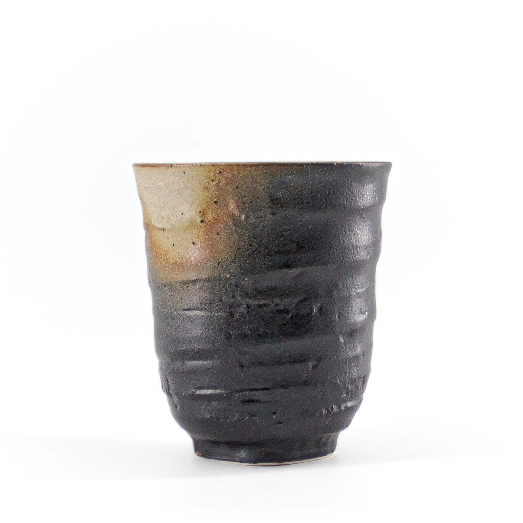 519088-TAISO-Porzellantasse-Jikinoyunomi-160-ml-Schwarz-Orange-001 TAISO Jikinoyunomi Porzellantasse 160 ml Schwarz Orange – Bild 1