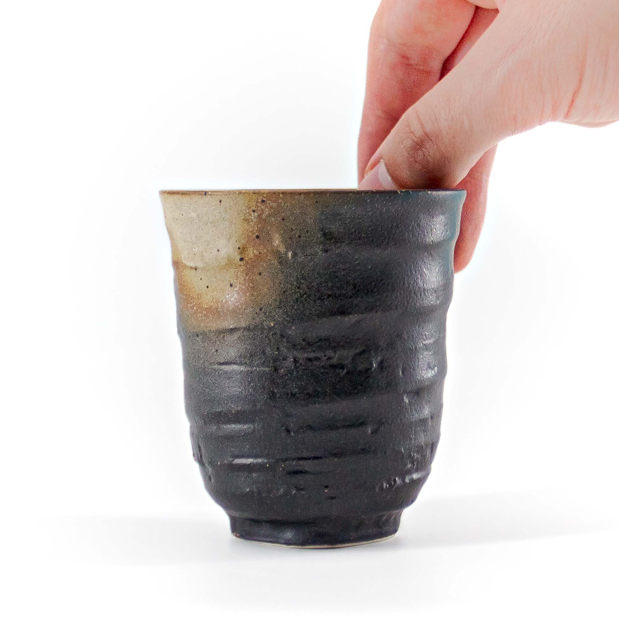 TAISO Jikinoyunomi Porzellantasse 160 ml Schwarz Orange – Bild 2